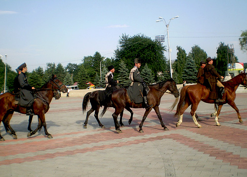 Конный поход, посвященный 180-летию покорения Эльбруса. Фото "Кавказского Узла" Конный поход, посвященный 180-летию покорения Эльбруса. Фото "Кавказского Узла"