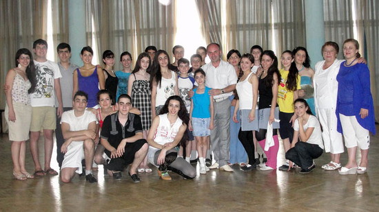 Нижегородский ансамбль народного танца &laquo;Наири&raquo;.