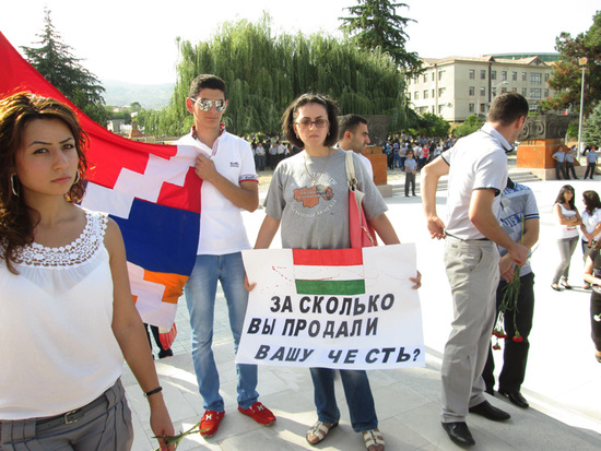 На Мемориальном комплексе. На Мемориальном комплексе.