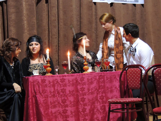 Сцена спектакля.jpg Сцена спектакля.jpg