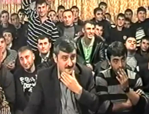 Кадр из видеоролика "Ты кто такой? Давай, до свидания!", http://www.youtube.com
