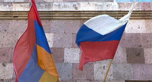 Флаги Армении и России. Фото © Sputnik/ Алина Старостина
http://ru.armeniasputnik.am/armenia/20161130/5638915/ministry-oborony-armenii-i-rossii-podpisali-soglashenie-ob-obedinennoj-gruppirovke-vojsk.html