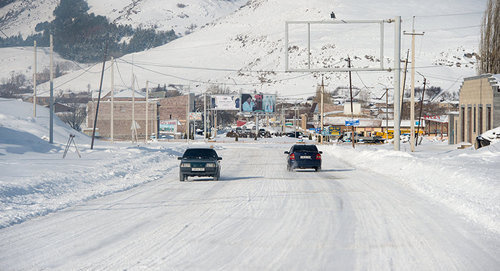 Зима в Армении. Фото © Sputnik/ Асатур Есаянц
http://ru.armeniasputnik.am/armenia/20170102/5986567/dorogi-armenii-po-bolsheyj-chasti-prokhodimy.html