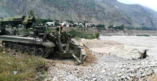 Ликвидация последствий схода селя. Фото: Министерство обороны России
