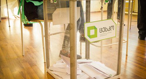 Выборная символика Грузии. Фото Sputnik / Levan Avlabreli
 https://sputnik-georgia.ru/politics/20171019/237815266/Kto-stanet-mjerom-Tbilisi-mnenija-jekspertov.html