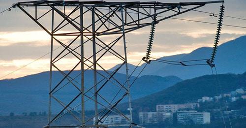 Линия электропередач. Фото © Sputnik / Сергей Мальгавко http://sputnik-ossetia.ru/South_Ossetia/20171223/5534951.html