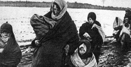 Депортация чеченцев и ингушей. Кадр из видео пользователя 
vainakh38
 https://www.youtube.com/watch?v=DKmb-WX0OI0