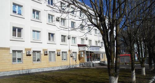 Здание главного управления МВД по Ставрополю. Фото: Юлия Филатова, специально для "Кавказского узла" Здание главного управления МВД по Ставрополю. Фото: Юлия Филатова, специально для "Кавказского узла"