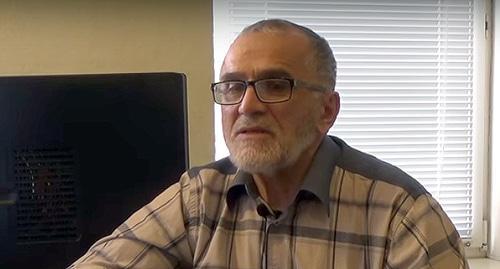 Казим Нурмагомедов. Фото: стоп-кадр видео "Кавказского узла" https://www.youtube.com/watch?time_continue=82&v=56_mkbuzar4
