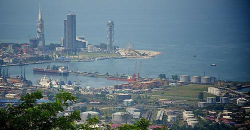 Батуми. Аджария. Фото © Sputnik / Denis Aslanov
 https://sputnik-georgia.ru/tourism/20170304/235096000/Adzharija-gotovitsja-k-letnemu-turisticheskomu-sezonu.html