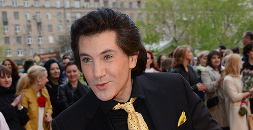 Авраам Руссо. Фото © Sputnik / Екатерина Чеснокова
https://ru.armeniasputnik.am/karabah/20171129/9622488/avraam-russo-uchitsya-govorit-na-karabahskom-dialekte.html