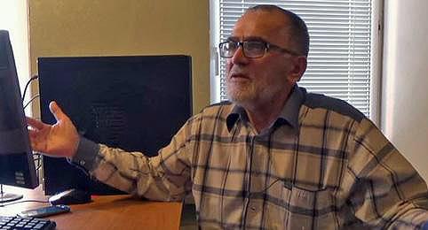 Казим Нурмагомедов - отец обвиняемого в финансировании боевиков Шамиля Нурмагомедова - во время интервью "Кавказскому узлу". Стопкадр видео http://www.kavkaz-uzel.eu/videos/4969