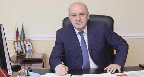 Раджаб Абдулатипов. Кадр из видео пользователя On TV https://www.youtube.com/watch?v=d9d3eg3ovVQ
