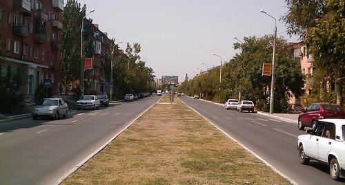 Улица Богдана Хмельницкого в Астрахани. Фото: Александр Юхименко https://commons.wikimedia.org/wiki/Category:Astrakhan#/media/File:Улица_Богдана_Хмельницкого_-_panoramio.jpg