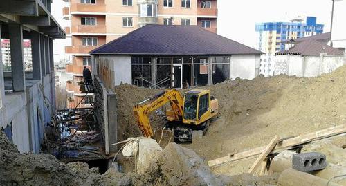 Новостройка на улице Вишневой в Сочи. Март 2019 года. Фото Светланы Кравченко для "Кавказского узла".