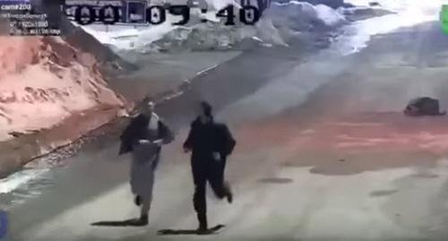 Кадр видео убийства Макитова. Скриншот видео SuperTARGIM
 https://www.youtube.com/watch?v=QJxP7qkjR04&has_verified=1