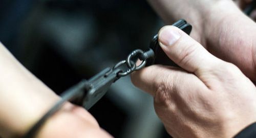 Наручники. Фото Елены Синеок, Юга.ру
Наручники. Фото Елены Синеок, Юга.ру