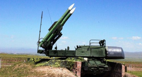 Военные  провели учения в Армении. Фото © Photo : press office of the SMD

Читать далее: https://ru.armeniasputnik.am/armenia/20190805/19944771/Armyanskie-i-rossiyskie-voennye-provodyat-ucheniya-armeyskoy-aviatsii-i-voysk-PVO.html
