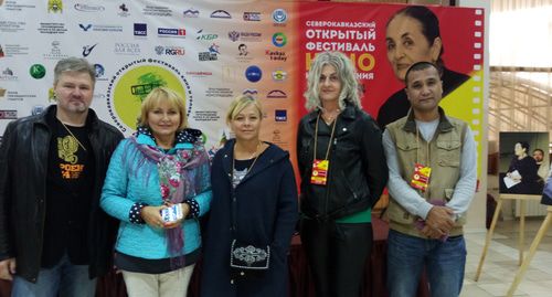 Участники фестиваля 
Максим Кузнецов, Анна Яновская, Милана Маяр, Алижан Насиров. Фото Людмилы Маратовой для "Кавказского узла"