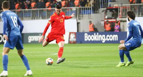 Игроки сборных Уэльса и Азербайджана. Фото Азиза Керимова для "Кавказского узла".