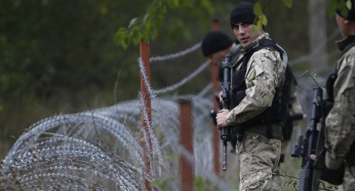Грузинские пограничники. Фото: REUTERS/David Mdzinarishvili Грузинские пограничники. Фото: REUTERS/David Mdzinarishvili
