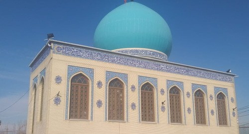 Лидеры местной шиитской общины отменили пятничные молитвы и призвали население молиться дома. Фото предоставлено Александром Квахадзе. Лидеры местной шиитской общины отменили пятничные молитвы и призвали население молиться дома. Фото предоставлено Александром Квахадзе.