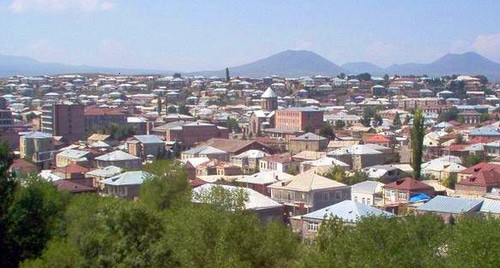 Город Гавар, Армения. Фото www.kyavar.com https://ru.wikipedia.org/wiki/Гавар_(город)#/media/Файл:Gavar_general_view.jpg Город Гавар, Армения. Фото www.kyavar.com https://ru.wikipedia.org/wiki/Гавар_(город)#/media/Файл:Gavar_general_view.jpg