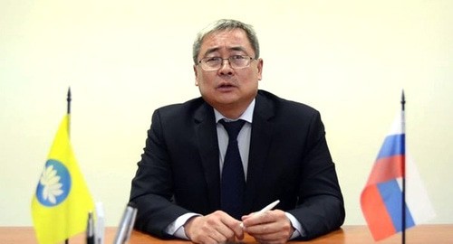 Хонгор Эльбиков. Фото Пресс-служба администрации Элисты http://www.elista.org/socium/na_kritiku_elly_manzheevoj_posledoval_otvet/ Хонгор Эльбиков. Фото Пресс-служба администрации Элисты http://www.elista.org/socium/na_kritiku_elly_manzheevoj_posledoval_otvet/