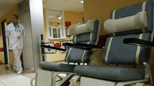 Врач в приемном покое. Фото: Влад Александров, ЮГА.ру