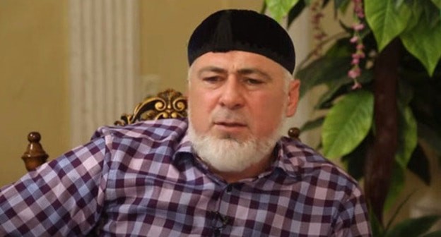 Шаа Турлаев . Стоп-кадр видео https://www.youtube.com/watch?time_continue=553&v=c9iH2wYTHa8&feature=emb_logo
