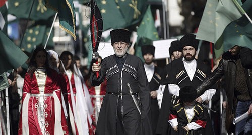 Шествие черкесов. Стамбул, февраль 2014 г. Фото: REUTERS/Osman Orsal