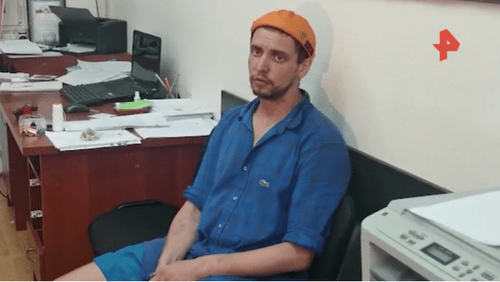 Скриншот кадра из видео допроса отца ребенка, опубликованного на телеканале "РЕН-ТВ".