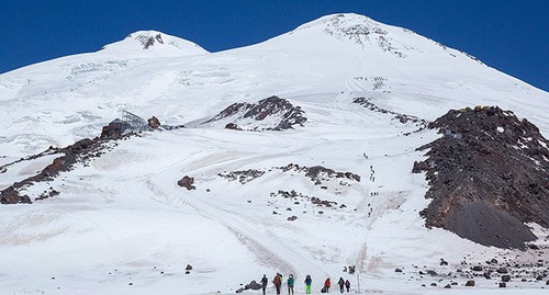 Эльбрус. Фото: Dmitry A. Mottl https://ru.wikipedia.org/ Эльбрус. Фото: Dmitry A. Mottl https://ru.wikipedia.org/