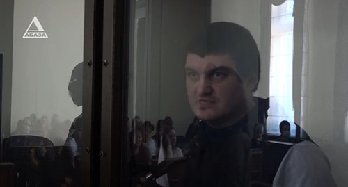Ахра Авидзба в зале суда. Скриншот видео 
"Телекомпания Абаза-ТВ" https://www.youtube.com/watch?v=lRBc83jJXS0