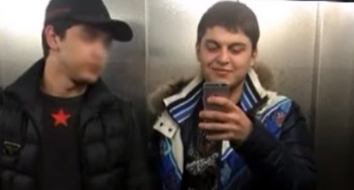 Муртузали Меджидов (справа). Кадр видео 
Информбюро 31 https://www.youtube.com/watch?v=dnbMSMImVNY&t=33s