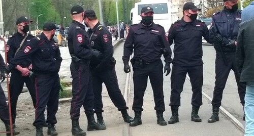 Протест против режима самоизоляции во Владикавказе. 20 апреля 2020 года. Фото: Rartat https://ru.wikipedia.org/ Протест против режима самоизоляции во Владикавказе. 20 апреля 2020 года. Фото: Rartat https://ru.wikipedia.org/