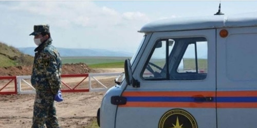 Сотрудник Служба по чрезвычайным ситуациям Нагорного Карабаха. https://www.facebook.com/RescueServiceOfTheNKR