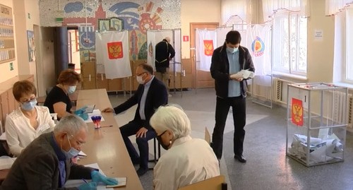 Выборы в Калмыкии. Кадр видео 
РИА КАЛМЫКИЯhttps://www.youtube.com/watch?time_continue=1&v=rK_NHVws55M&feature=emb_logo