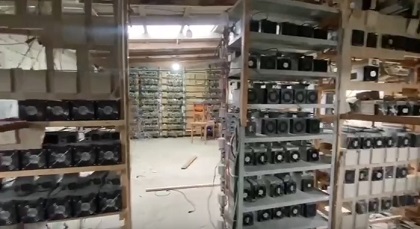 Майнинговая ферма в Кизилюртовском районе. Стопкадр из видео в Telegram-канале Минэнерго Дагестана https://t.me/minenergord/1070