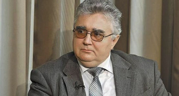 Политолог Михаил Александров. Фото: https://apa.az/ru/incident/v-mezdunarodnyi-rozysk-obyavlen-rossiiskii-ucenyi-prizvavsii-unictozit-azerbaidzanskii-nefteprom-504255/ Политолог Михаил Александров. Фото: https://apa.az/ru/incident/v-mezdunarodnyi-rozysk-obyavlen-rossiiskii-ucenyi-prizvavsii-unictozit-azerbaidzanskii-nefteprom-504255/