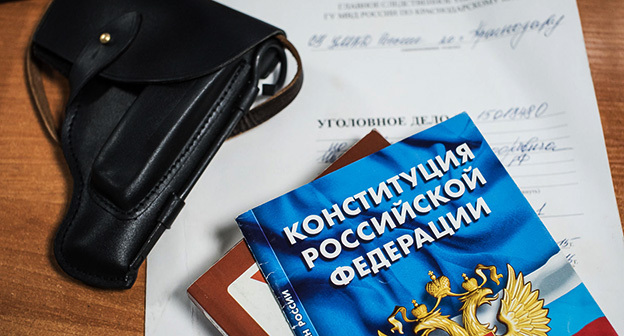 Уголовное дело. Фото Елены Синеок, "Юга.ру" Уголовное дело. Фото Елены Синеок, "Юга.ру"