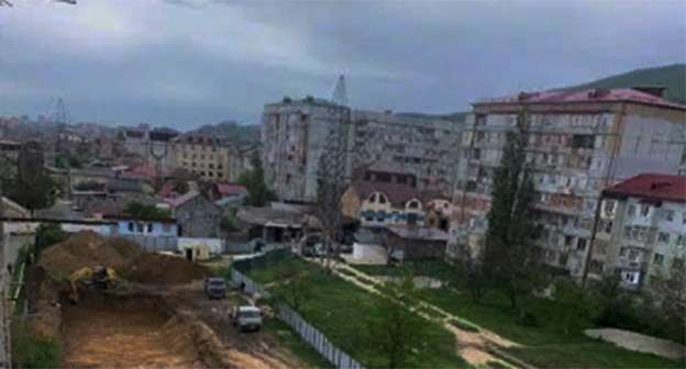 Cтройка в Сепараторном поселке Махачкалы. Фото Олега Ионова для "Кавказского узла" Cтройка в Сепараторном поселке Махачкалы. Фото Олега Ионова для "Кавказского узла"