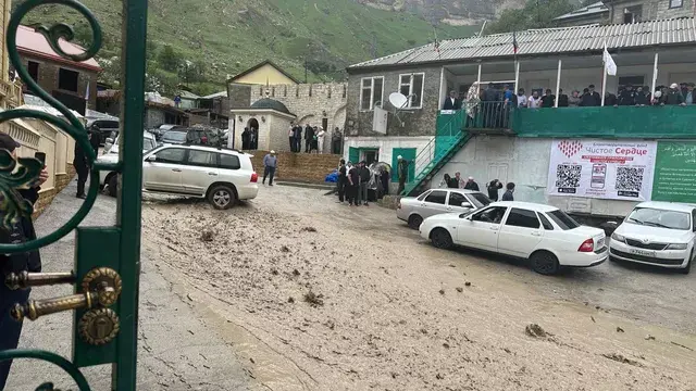 Последствия ливня с градом в Буйнакске. Фото: правительство Дагестана / Telegram