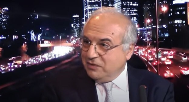 Армен Смбатян. Скриншот видео "ITON-TV" https://www.youtube.com/watch?v=-qTzCrTuKv0 Армен Смбатян. Скриншот видео "ITON-TV" https://www.youtube.com/watch?v=-qTzCrTuKv0