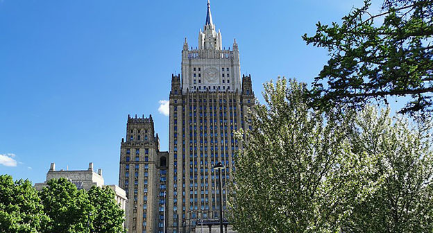 Здание МИД России. Фото: Samovarov S.I.. https://ru.wikipedia.org Здание МИД России. Фото: Samovarov S.I.. https://ru.wikipedia.org