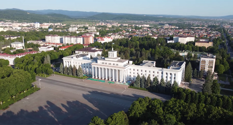 Нальчик. Кадр из видео https://www.youtube.com/watch?v=yordx07G1o8 Нальчик. Кадр из видео https://www.youtube.com/watch?v=yordx07G1o8