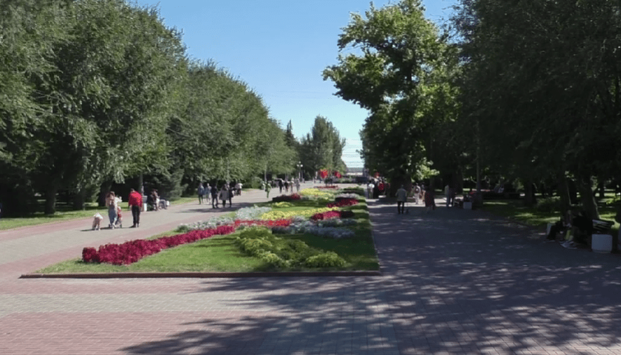 Аллея героев в Волгограде. Стоп-кадр видео https://www.youtube.com/watch?v=UkMh5BeKHsY Аллея героев в Волгограде. Стоп-кадр видео https://www.youtube.com/watch?v=UkMh5BeKHsY
