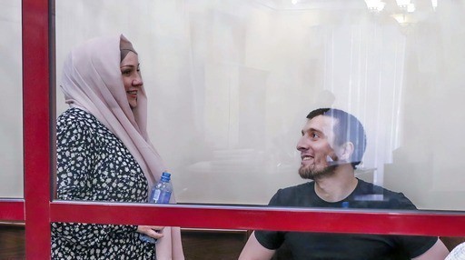 Зарифа Саутиева и Исмаил Нальгиев. Фото: Дарья Корнилова / Facebook