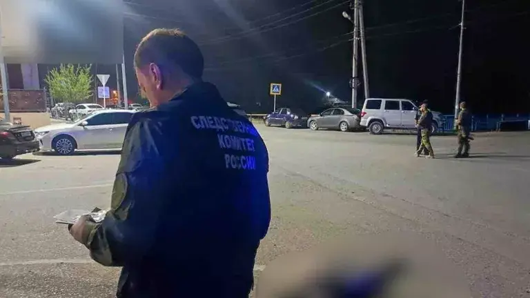 Нападение на силовиков в Ачхой-Мартане. 7 апреля 2025 г. Фото : СУ СКР по Чеченской Республике/Telegram7