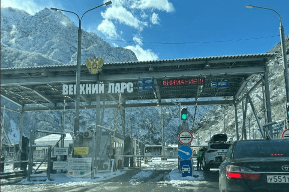 КПП "Верхний Ларс". Скриншот поста телеграм-канала "Граница Грузии" https://t.me/verhniy_lars/2223